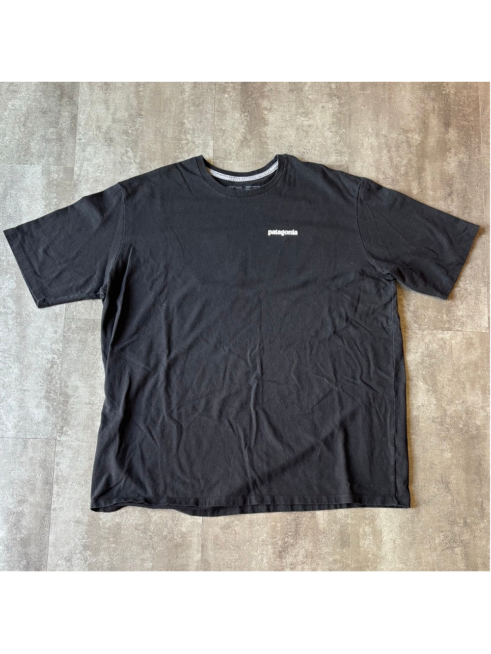 Patagonia P-6 Label Shirt Mens XXL Black